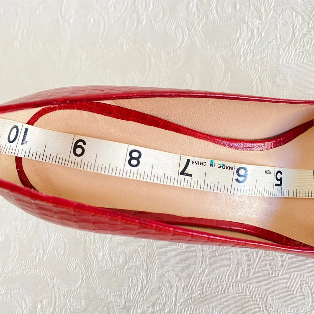 Stuart Weitzman our signature